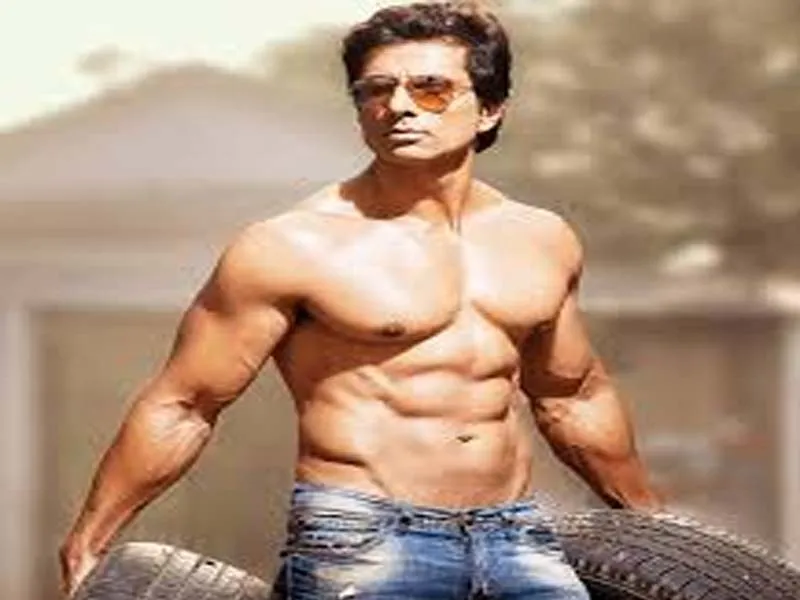 Famous Bollywood Actors With Good Physique 6 Famous Bollywood Actors With Good Physique 6
