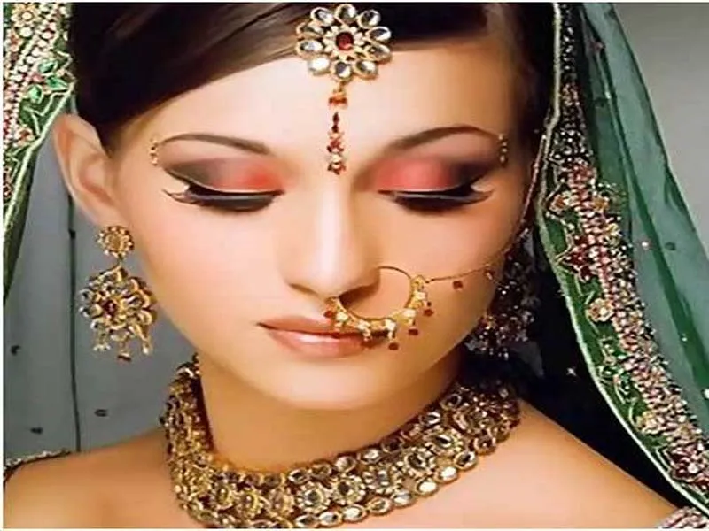 30 Bridal Eye Makeup Looks for 2019 2