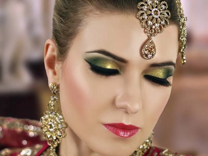 30 Bridal Eye Makeup Looks for 2019 13