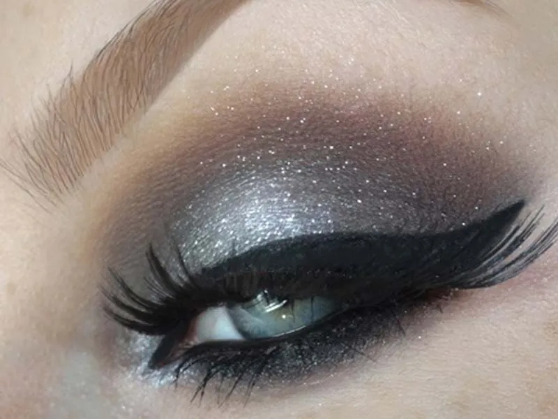 30 Bridal Eye Makeup Looks for 2019 16