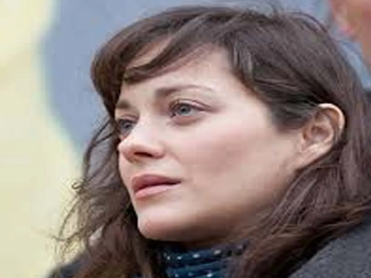 List of 21 Hollywood Celebrities without Makeup 6 List of 21 Hollywood Celebrities without Makeup 6