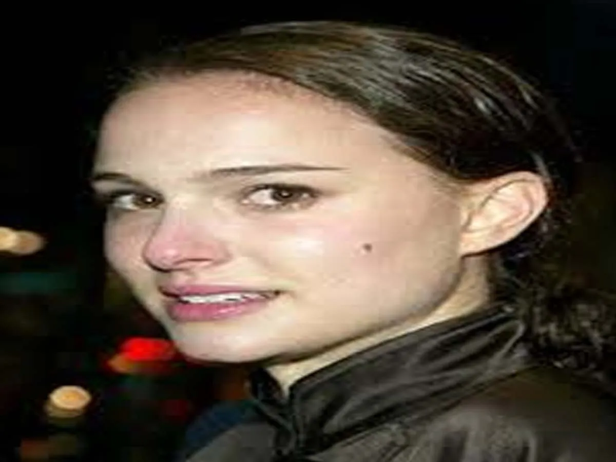 List of 21 Hollywood Celebrities without Makeup 7 List of 21 Hollywood Celebrities without Makeup 7