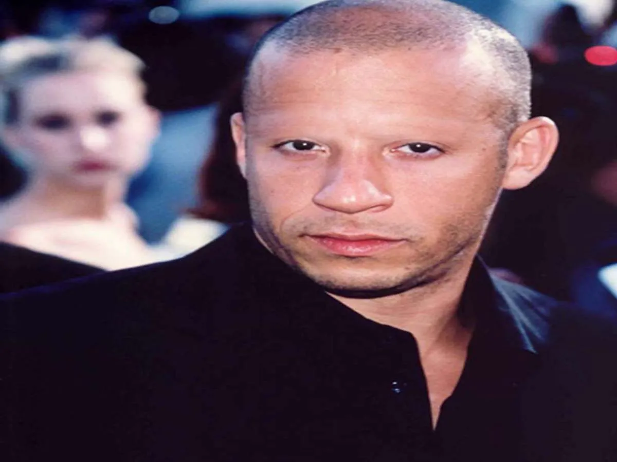 List of 21 Hollywood Celebrities without Makeup 16 List of 21 Hollywood Celebrities without Makeup 16