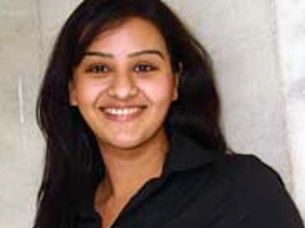 Shilpa Shinde Without Makeup Pictures