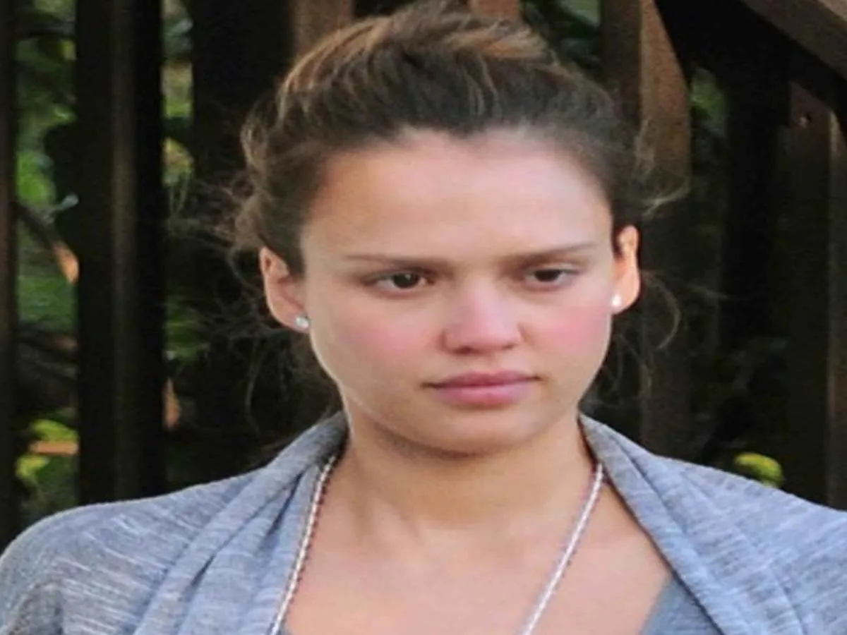Jessica Alba without makeup photos Jessica Alba without makeup photos