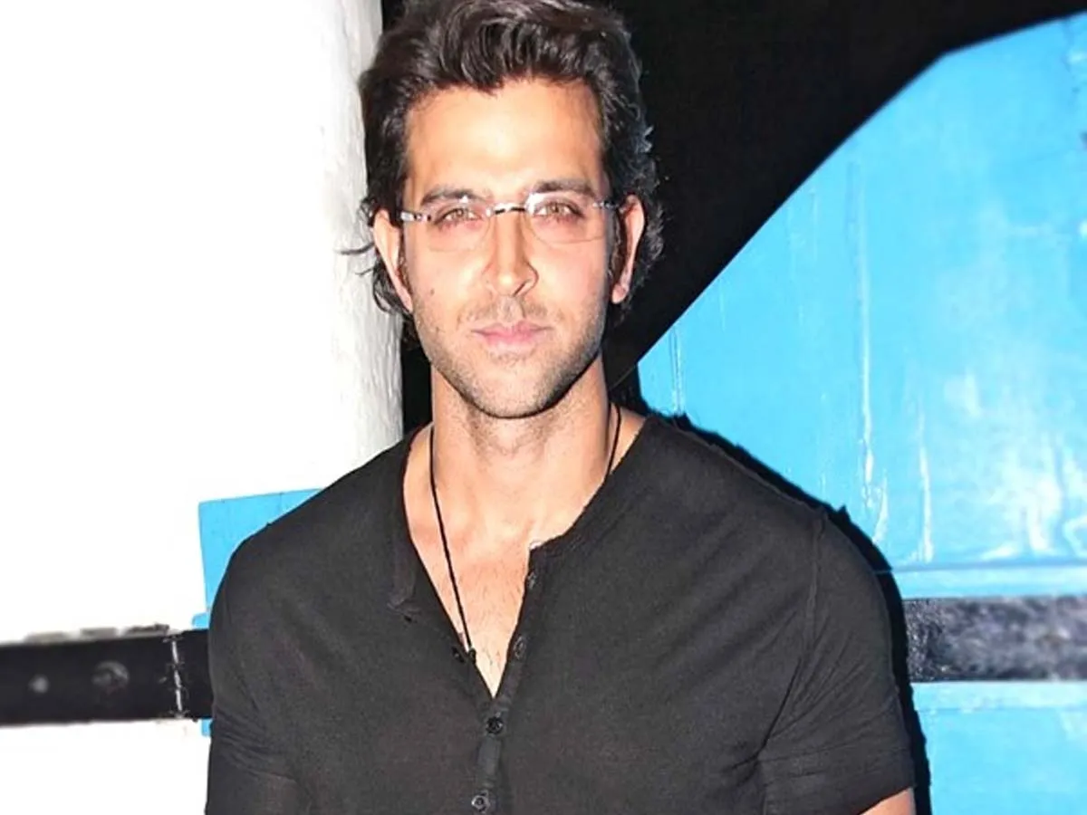Popular Hairstyles of Hrithik Roshan 7 Popular Hairstyles of Hrithik Roshan 7