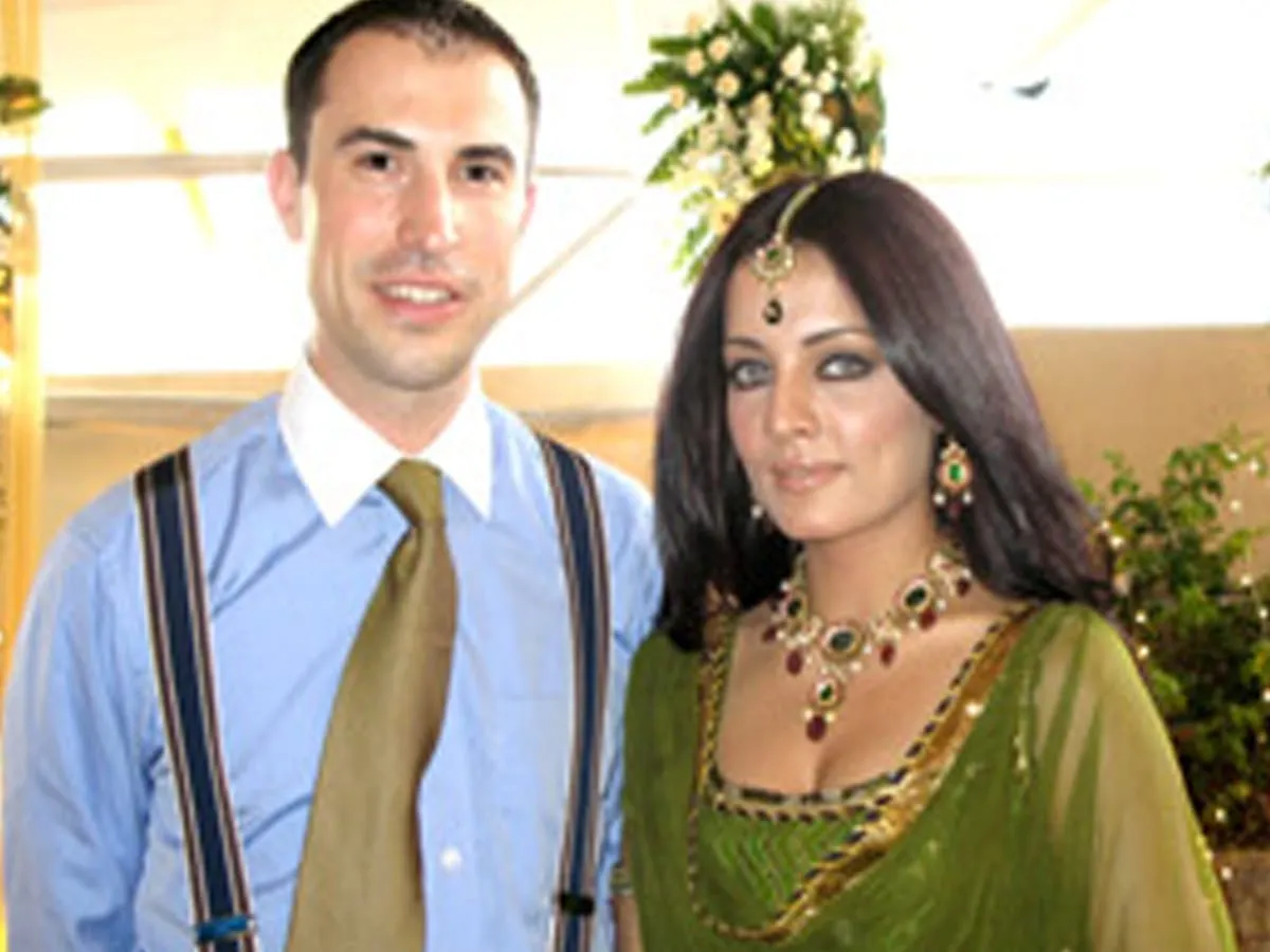 Indian celebrities who married foreigners