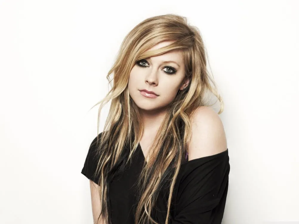 Avril Lagne Most Beautiful Women in the World Avril Lagne Most Beautiful Women in the World