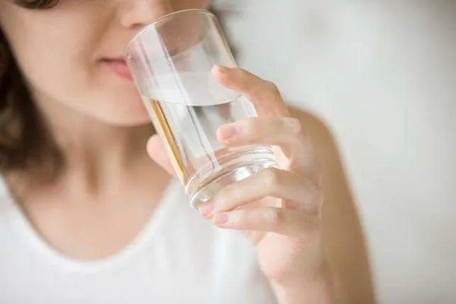stay hydrated - lose weight without exercise
