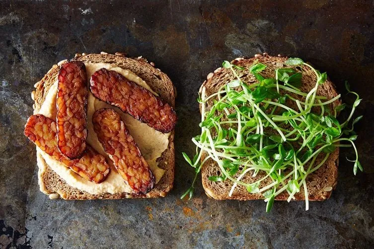 12 Best Breakfast for Muscle Gain and Weight Loss 3 Tofu and Tempeh sandwich