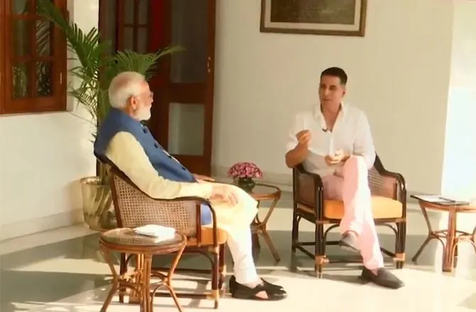 Why Narendra Modi Sleeps Less? How Healthy is He?