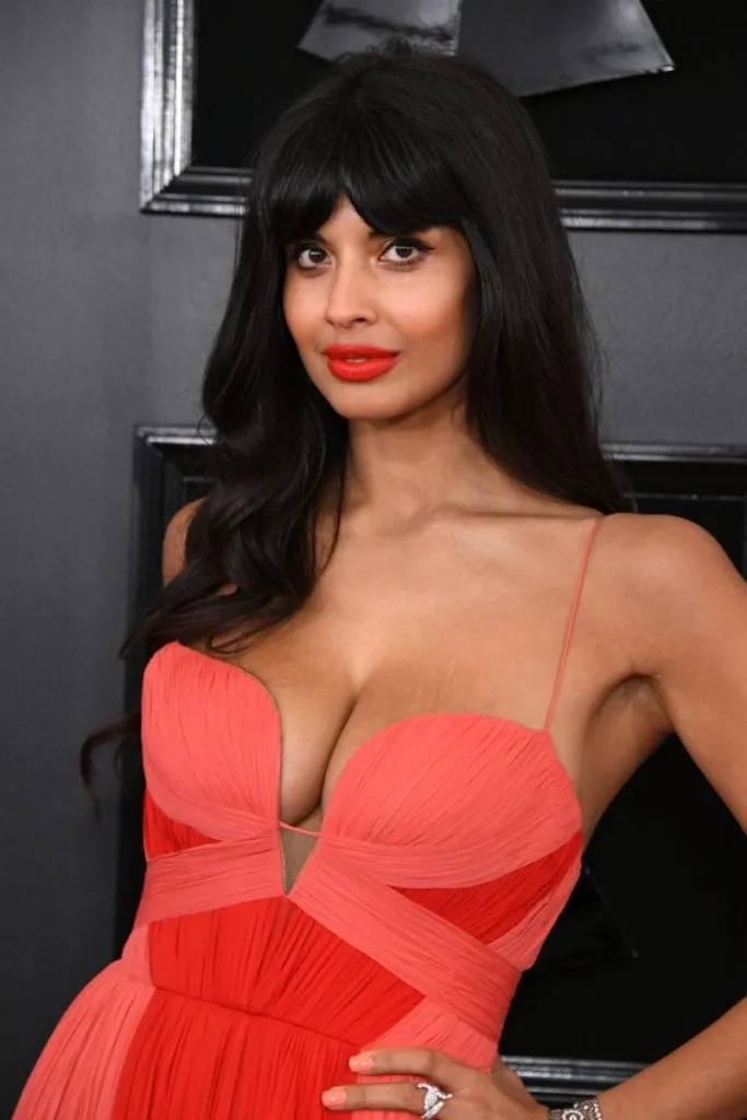Jameela Jamil is all kind of body goals when she shows off her cellulite