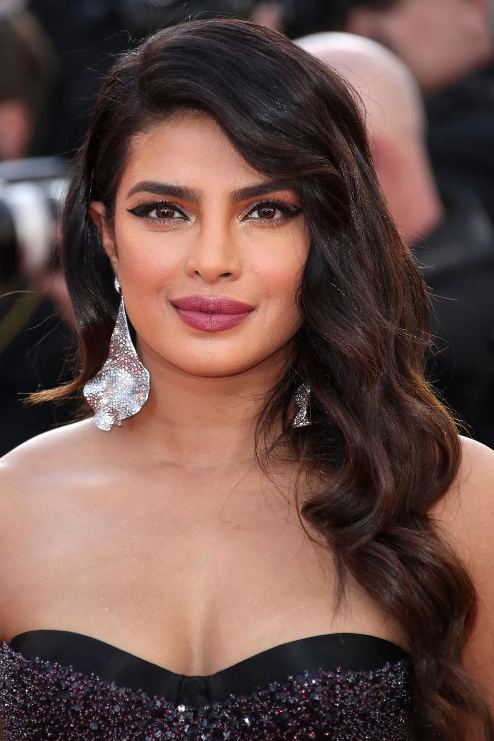 Best Celebrities Hairstyles at Cannes 2019 2 Priyanka Chopra | Best Hair Styles at Cannes