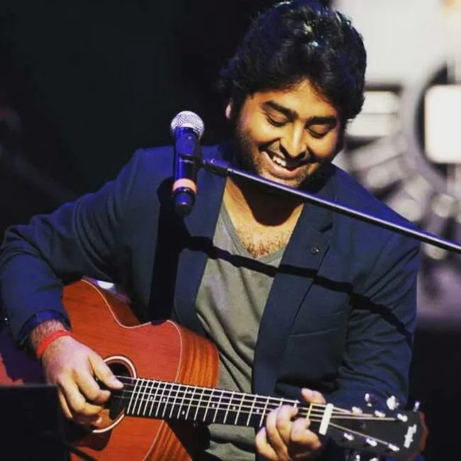 Is Arijit Singh's Love Life and Divorce surrounded by Controversy? 2 Arijit Singh Bollywood Break