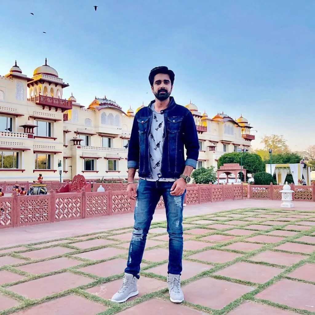 Avinash Sachdev Love Story, Marriage and Divorce