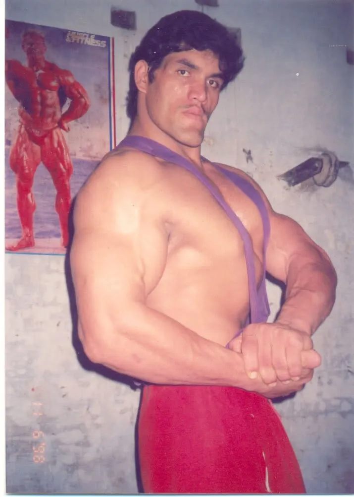 The Inspiring Story of a  great khali early photos