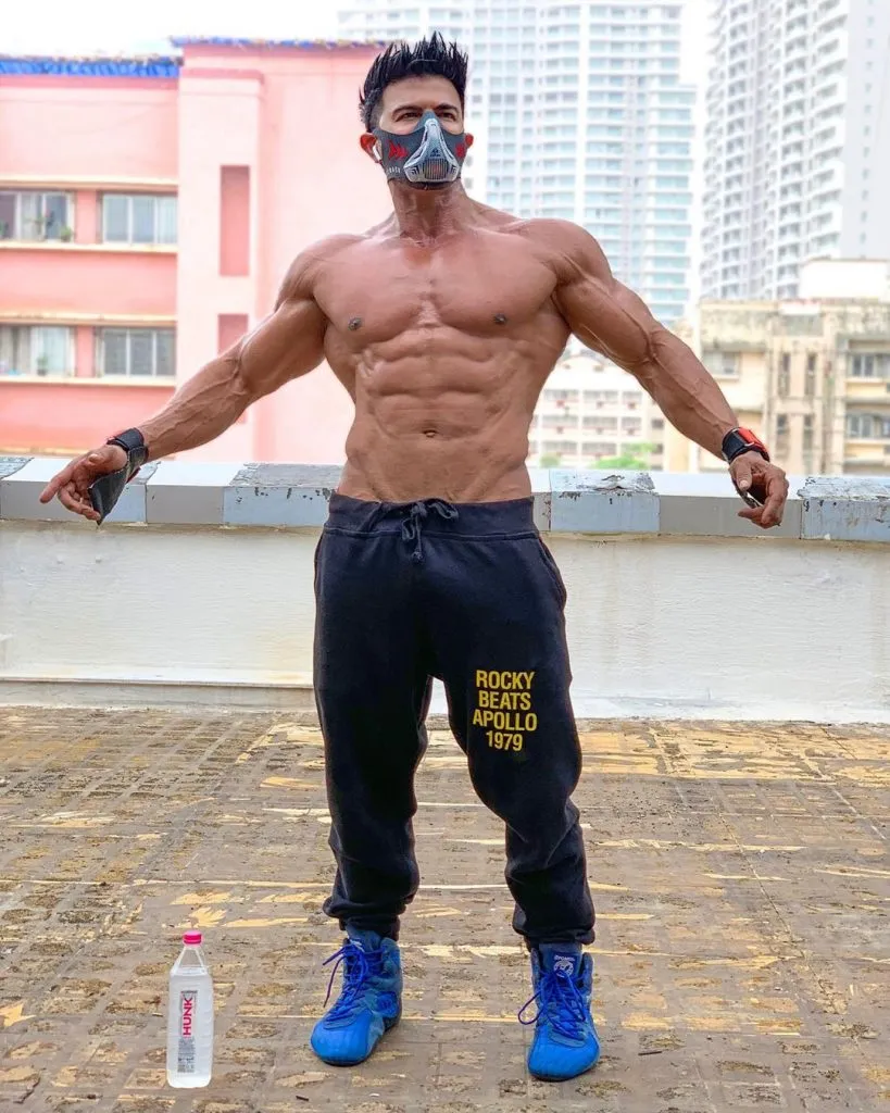 Sahil Khan Journey – How Flop Actor Become a Successful Bodybuilder in India?