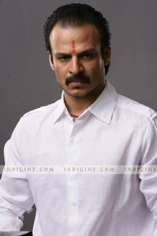 Instance looks of Vivek Oberoi Instance looks of Vivek Oberoi - indian celebrities without makeup