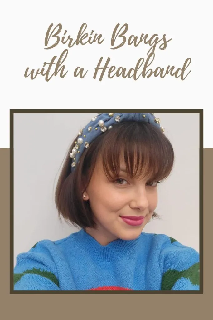 A girl in blue pullover with matching headband posing for a selfie A girl in blue pullover with matching headband posing for a selfie - latest girl's hairstyle