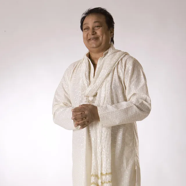 Bhupinder Singh in white kurta pyjama Bhupinder Singh in white kurta pyjama - recent celebrity deaths 2022 list