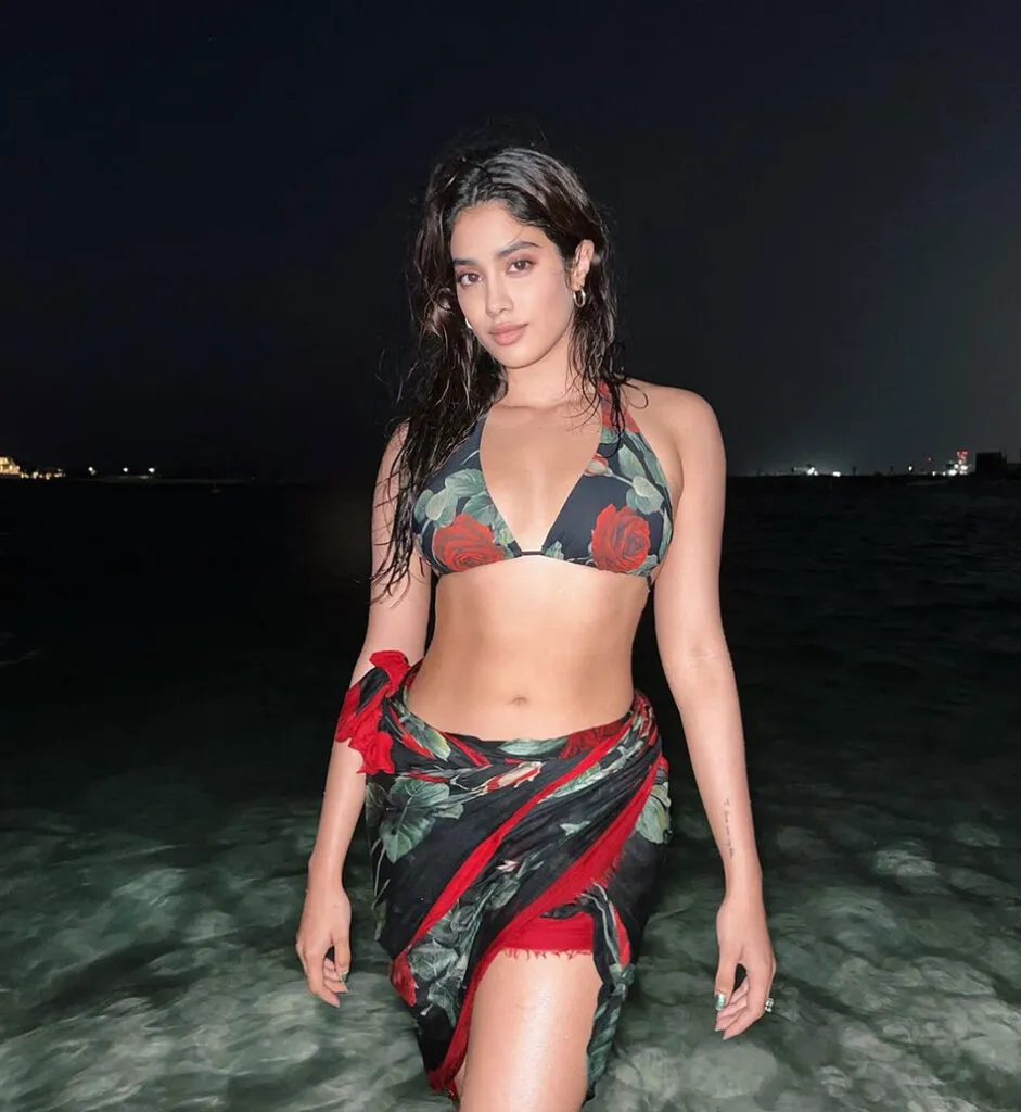 Jhanvi Kapoor Diet and Fitness Secrets Revealed 1 Jhanvi Kapoor Diet and Fitness Secrets Revealed 1
